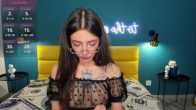Snapshot of IvyDainty chatting on July 24, 2026, 1:23 am IvyDainty online show from July 24, 2026, 1:23 am