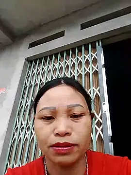 Snapshot of miray- chatting on February 6, 2026, 2:51 am miray- online show from February 6, 2026, 2:51 am