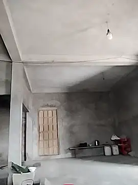 Snapshot of miray- chatting on February 17, 2026, 3:04 am miray- online show from February 17, 2026, 3:04 am