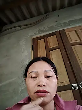 Snapshot of miray- chatting on February 1, 2026, 8:34 am miray- online show from February 1, 2026, 8:34 am