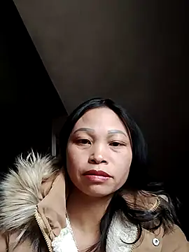 Snapshot of miray- chatting on January 19, 2026, 6:17 am miray- online show from January 19, 2026, 6:17 am