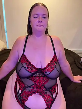 carinabro10 online show from March 30, 2026, 6:15 am