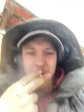 Snapshot of Dildogang chatting on February 27, 2026, 3:51 am Dildogang online show from February 27, 2026, 3:51 am