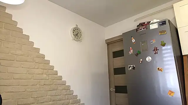 ElsieKuhlmann online show from March 21, 2026, 6:14 am