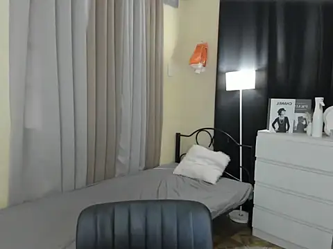 Snapshot of XxRhianxX chatting on January 17, 2026, 5:55 am XxRhianxX online show from January 17, 2026, 5:55 am