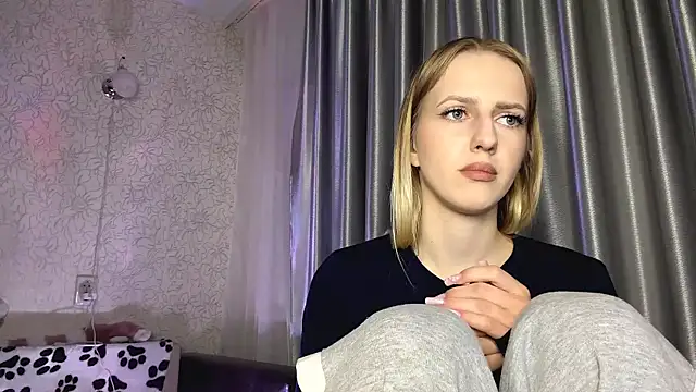 JeannettaIltzsch online show from March 2, 2026, 6:37 pm