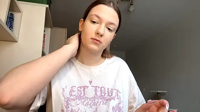 JammieMickiewicz online show from February 18, 2026, 8:11 am