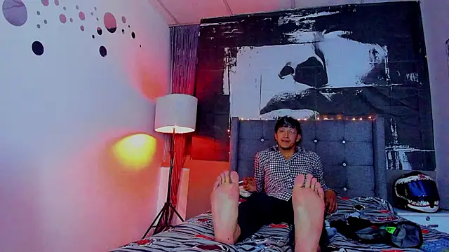 Snapshot of bruno_do_santos chatting on February 4, 2026, 4:51 am bruno do santos online show from February 4, 2026, 4:51 am