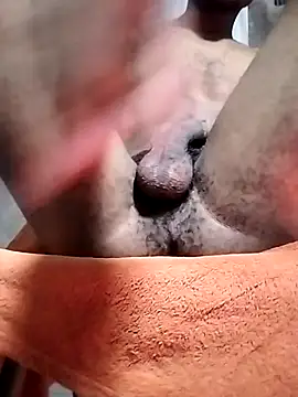 Snapshot of Sirctions chatting on February 15, 2026, 6:29 pm Sirctions online show from February 15, 2026, 6:29 pm