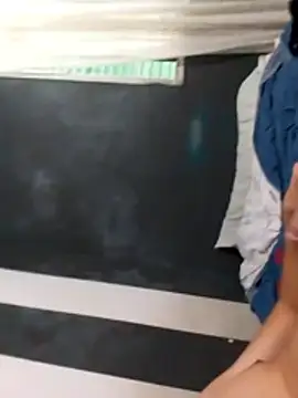 Snapshot of maxi_katana chatting on January 14, 2026, 8:23 pm maxi katana online show from January 14, 2026, 8:23 pm