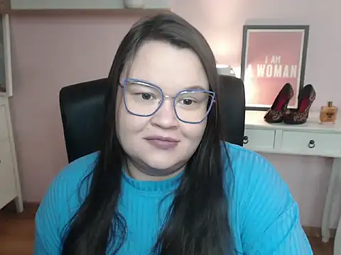 HollyDanceSoul online show from February 16, 2026, 5:17 am