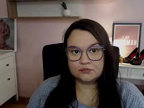 HollyDanceSoul online show from February 20, 2026, 5:37 am