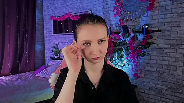 Snapshot of SunshineBlaze chatting on January 11, 2026, 5:47 am SunshineBlaze online show from January 11, 2026, 5:47 am