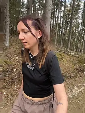 Marina und Jayden online show from April 16, 2026, 1:12 pm