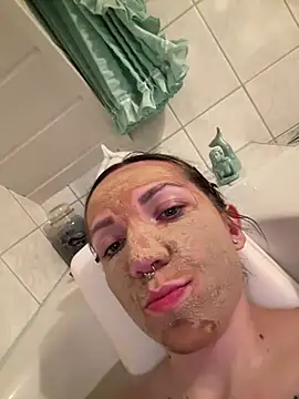 Snapshot of Marina_und_Jayden chatting on February 2, 2026, 8:19 pm Marina und Jayden online show from February 2, 2026, 8:19 pm