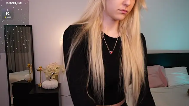 YukiiKim online show from January 13, 2026, 12:15 am