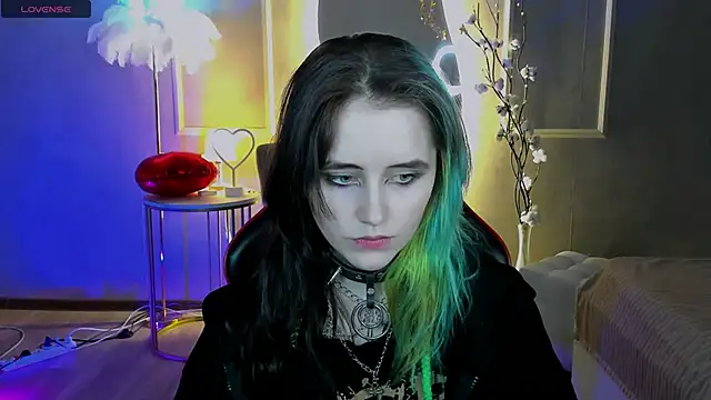 Snapshot of RubyMyst chatting on February 17, 2026, 8:39 pm RubyMyst online show from February 17, 2026, 8:39 pm