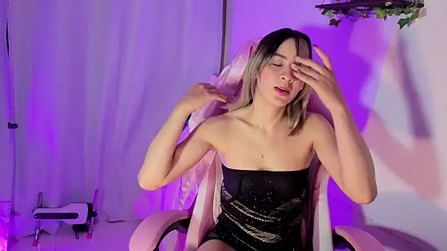 Snapshot of simpson_alice chatting on January 15, 2026, 12:36 am simpson alice online show from January 15, 2026, 12:36 am