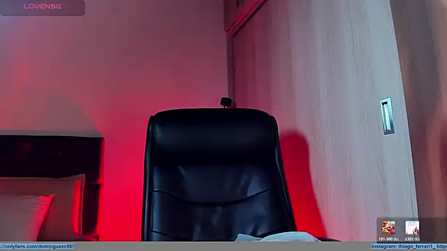 thiago ferrari  online show from March 30, 2026, 10:55 pm