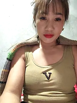 apple0011 online show from February 15, 2026, 9:08 am