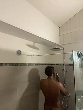 Axel black10 online show from March 14, 2026, 3:18 pm