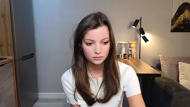 KitKatie online show from February 25, 2026, 7:25 pm