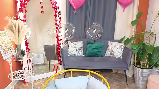 KitKatie online show from February 13, 2026, 8:20 pm