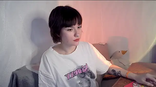 Snapshot of UwuJudy_Osas chatting on February 5, 2026, 12:12 pm UwuJudy Osas online show from February 5, 2026, 12:12 pm