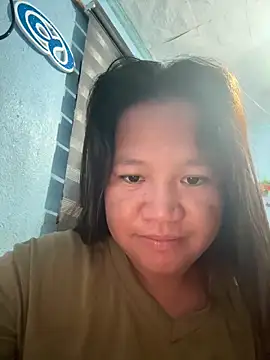 Hottie Pussy online show from April 14, 2026, 1:49 pm