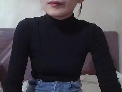 Snapshot of berry_alma06 chatting on February 17, 2026, 4:26 pm berry alma06 online show from February 17, 2026, 4:26 pm