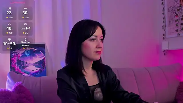 Amily Warren online show from February 12, 2026, 10:15 am