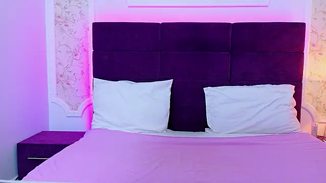 Snapshot of EvelinHill chatting on February 6, 2026, 5:03 am EvelinHill online show from February 6, 2026, 5:03 am