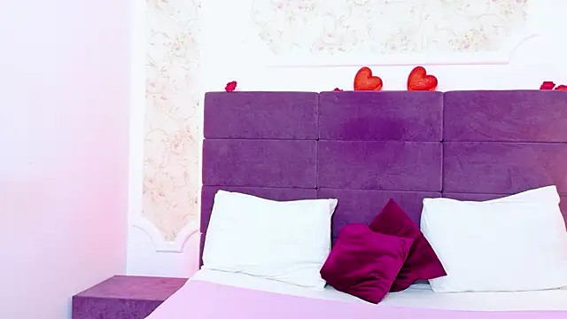 Snapshot of EvelinHill chatting on February 25, 2026, 5:07 am EvelinHill online show from February 25, 2026, 5:07 am