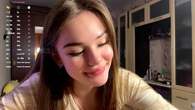 Snapshot of LubaSeirers chatting on February 8, 2026, 3:32 pm LubaSeirers online show from February 8, 2026, 3:32 pm