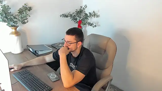 Snapshot of Jay_Grip chatting on February 27, 2026, 2:17 pm Jay Grip online show from February 27, 2026, 2:17 pm