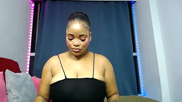 FifiBae1 online show from April 6, 2026, 9:05 pm