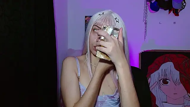 kittymiauu444 online show from March 29, 2026, 3:52 am