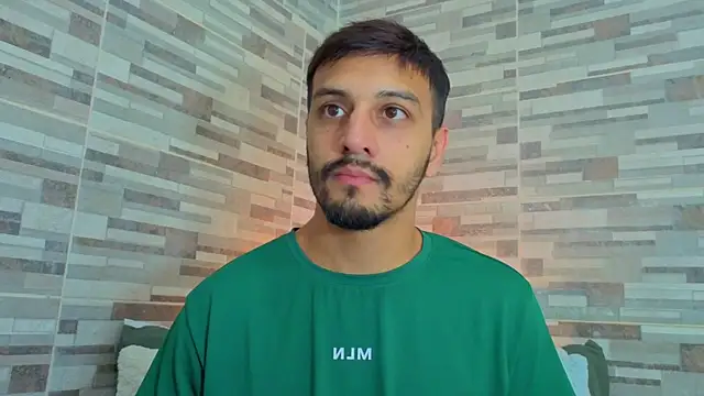 joelcallvil1 online show from May 16, 2026, 8:52 pm