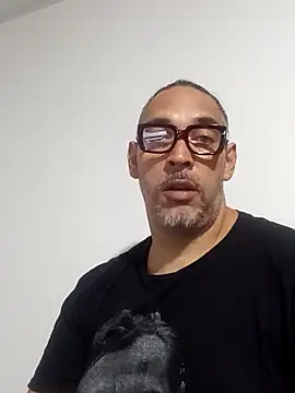 Snapshot of Big_vittollo chatting on February 21, 2026, 2:57 am Big vittollo online show from February 21, 2026, 2:57 am