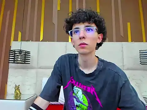 Snapshot of Syriussz chatting on February 27, 2026, 1:06 am Syriussz online show from February 27, 2026, 1:06 am