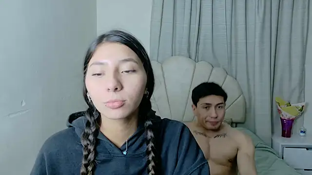 Snapshot of ScarlettAndLucas chatting on May 28, 2026, 3:47 am ScarlettAndLucas online show from May 28, 2026, 3:47 am