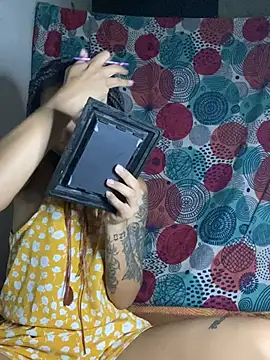 Meriida online show from April 11, 2026, 5:48 am