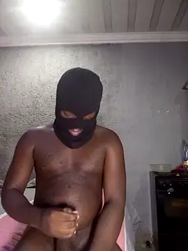 Snapshot of zulu_good_dick chatting on April 17, 2026, 10:34 pm zulu good dick online show from April 17, 2026, 10:34 pm