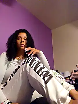 tastesosweet online show from April 11, 2026, 6:32 am