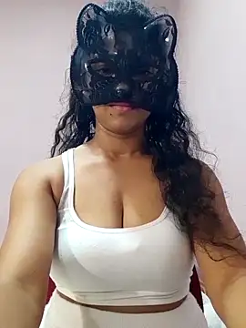 cutehotwife online show from March 29, 2026, 5:20 am