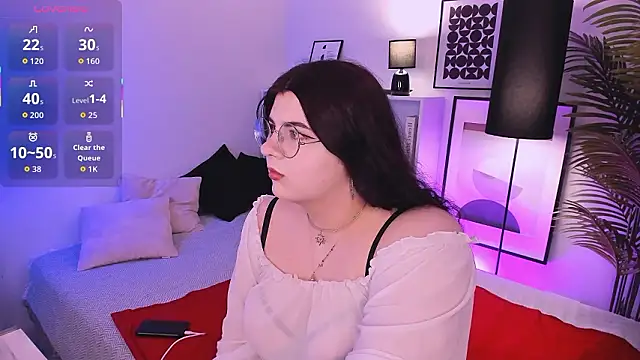 Siena aa online show from March 13, 2026, 9:09 pm