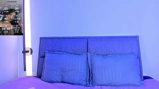 Snapshot of lilith_petit_ chatting on May 27, 2026, 1:07 pm lilith petit online show from May 27, 2026, 1:07 pm