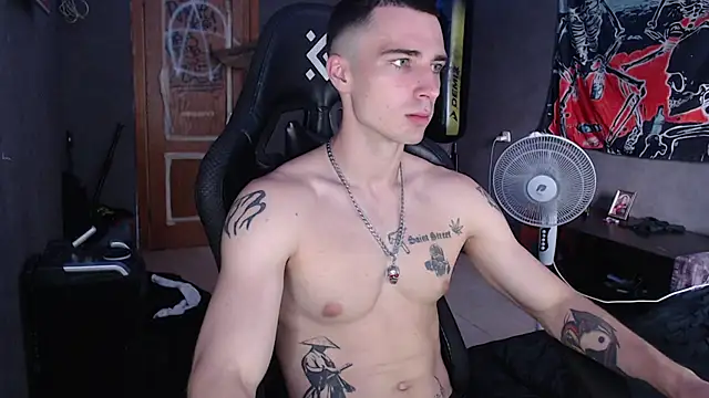Snapshot of Jack_loveeee chatting on August 8, 2026, 8:32 am Jack loveeee online show from August 8, 2026, 8:32 am