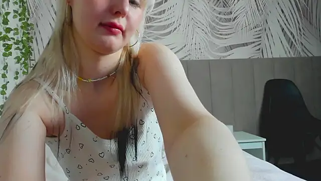 Snapshot of AdeleSilvy chatting on February 3, 2026, 2:53 am AdeleSilvy online show from February 3, 2026, 2:53 am