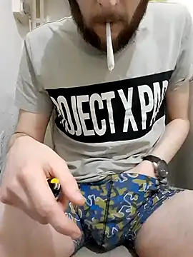 Snapshot of 80julien chatting on February 14, 2026, 10:15 am 80julien online show from February 14, 2026, 10:15 am